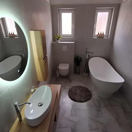 Kosante - Luxury - 150 M2 With Fitness